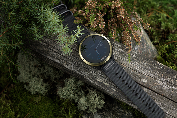 たんこ様用新品未使用SUUNTOスパルタンスポーツフィンランド独立100周年記念 Suunto Celebrates Finland's 100th Anniversary with a Limited Edition S